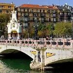 La Romantica Urdaneta Διαμέρισμα