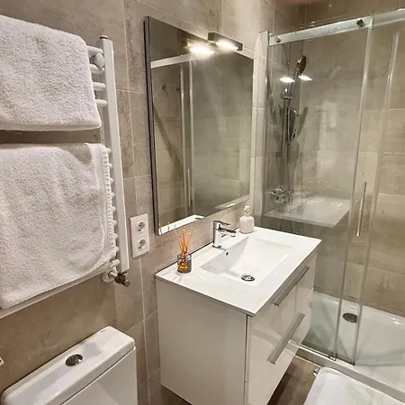 La Romantica Urdaneta Appartement *