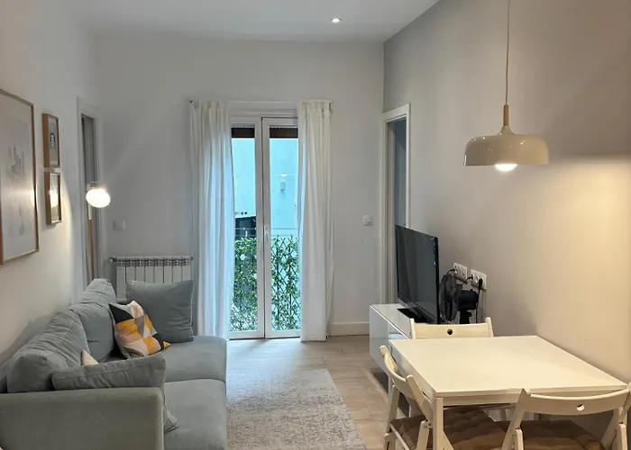 La Romantica Urdaneta * San Sebastian