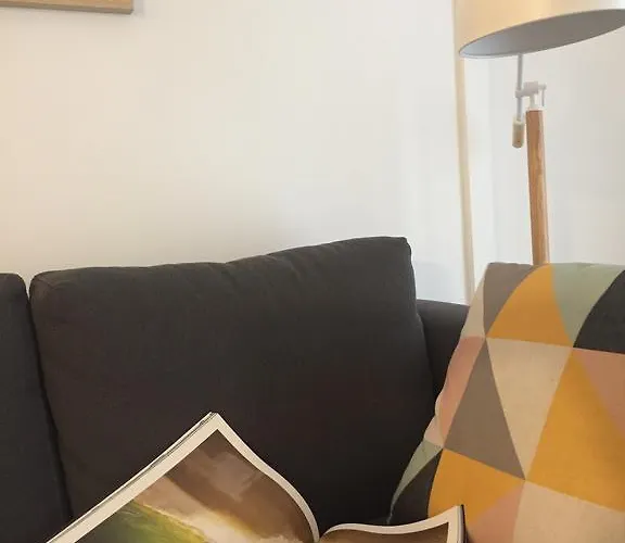 La Romantica Urdaneta *